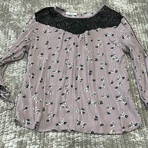 Maurice’s cold shoulder floral print top-S 1082